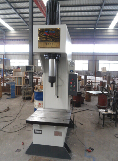 單臂液壓機 單臂液壓機