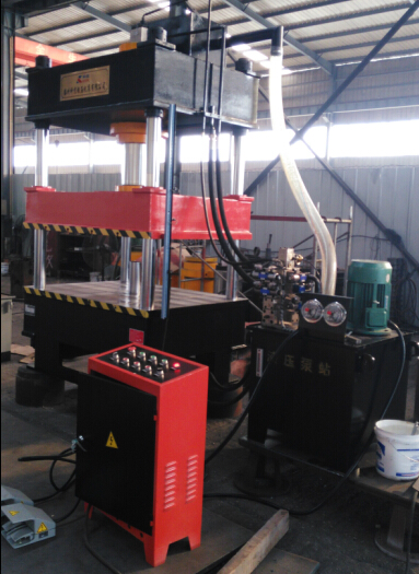 四柱油壓機 四柱油壓機